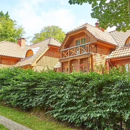 Semesterbostad Strandschloesschen - Haushaelfte 2 Sellin (Rugen)