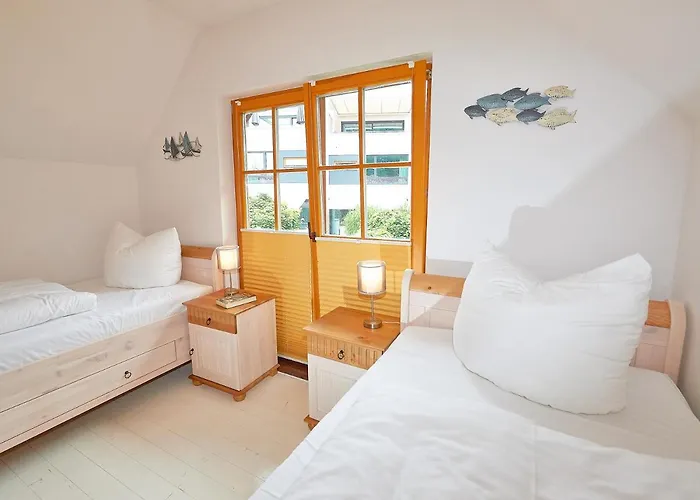 Strandschloesschen - Haushaelfte 2 Sellin (Rugen)