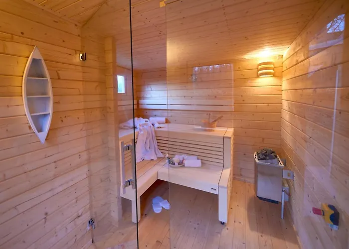 Strandschloesschen - Haushaelfte 2 Tatil Evi Sellin (Rugen)